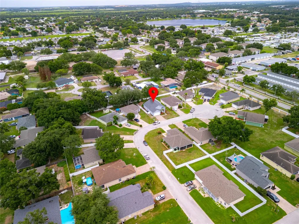 1015 Robin Lane Winter Haven FL 33884