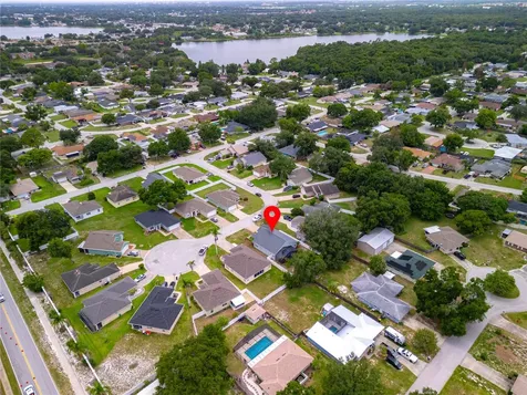 1015 Robin Lane Winter Haven FL 33884
