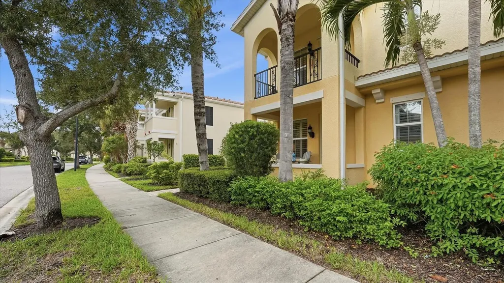 1585 Dorgali Drive Sarasota FL 34238