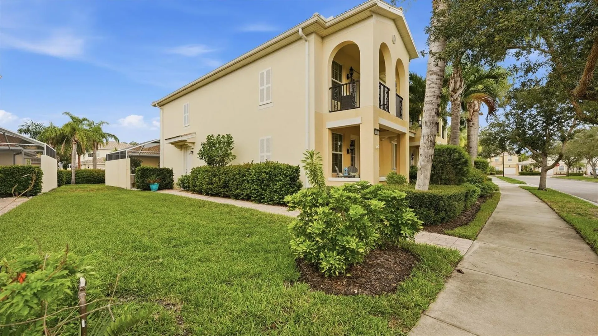 1585 Dorgali Drive Sarasota FL 34238