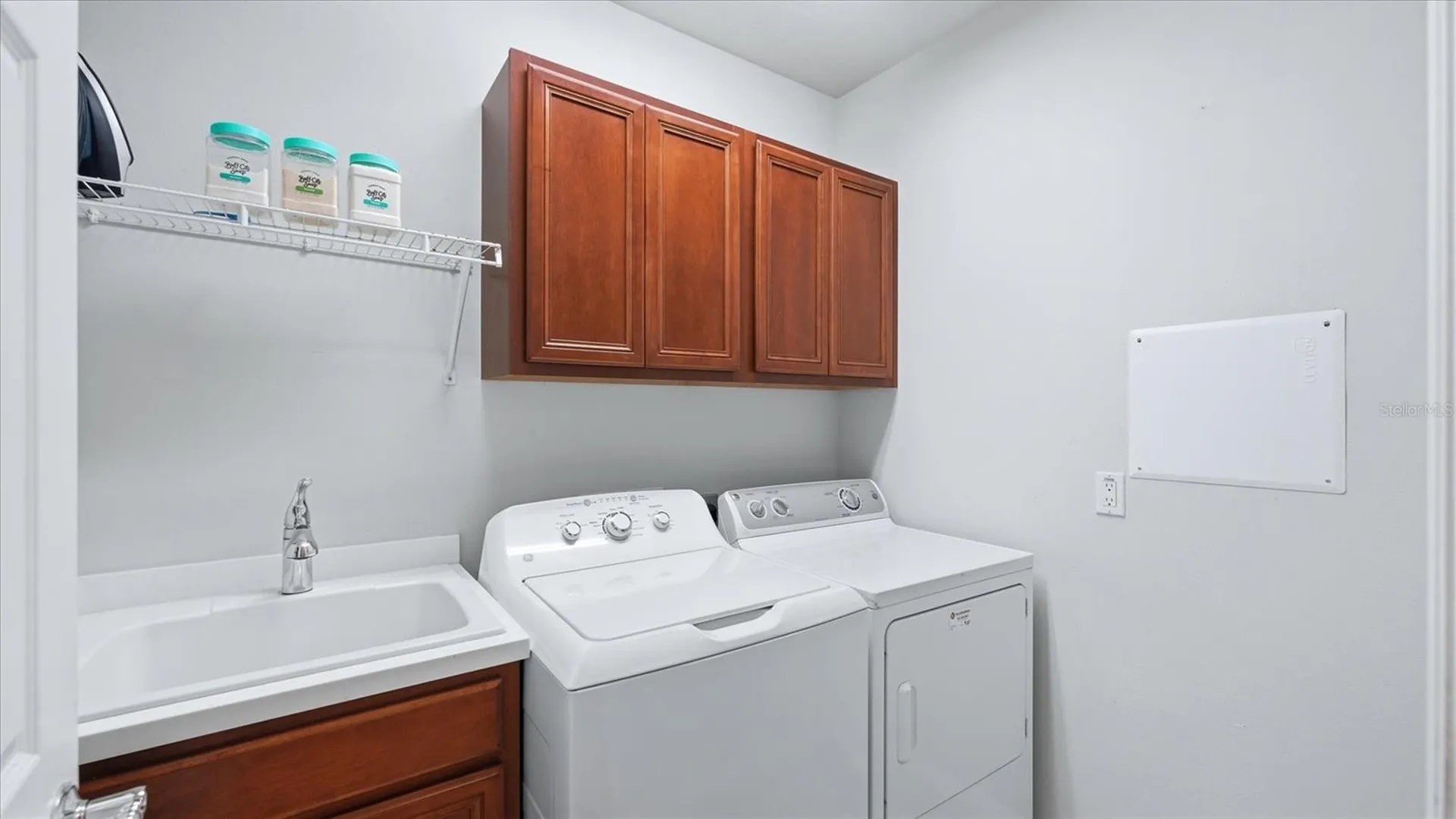 1585 Dorgali Drive Sarasota FL 34238