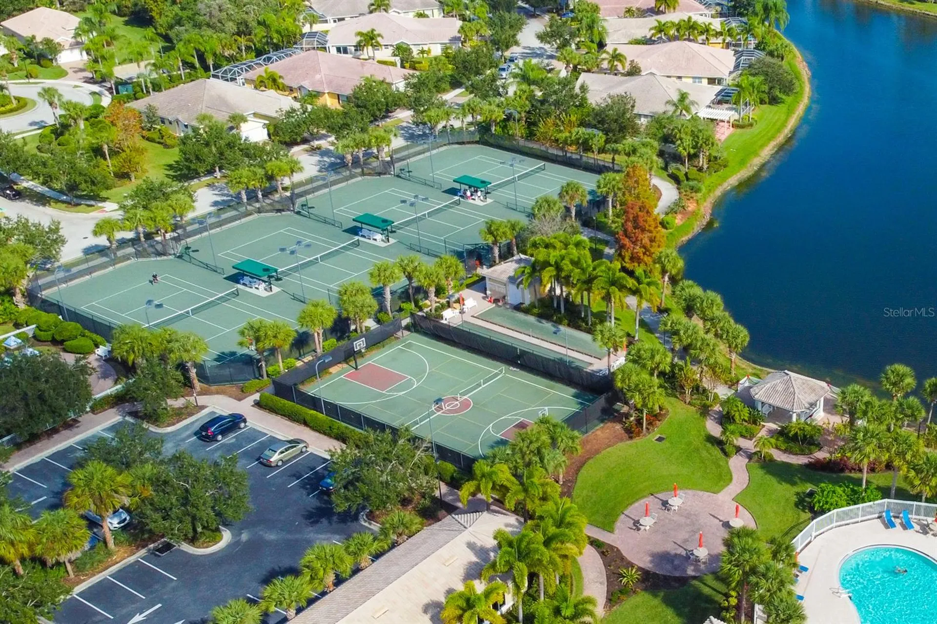 1585 Dorgali Drive Sarasota FL 34238