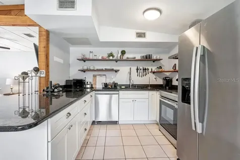 310 E 6th Street Chuluota FL 32766