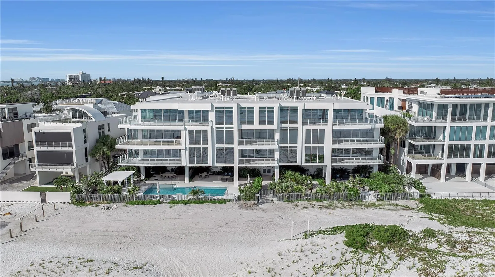 70 Avenida Veneccia Sarasota FL 34242