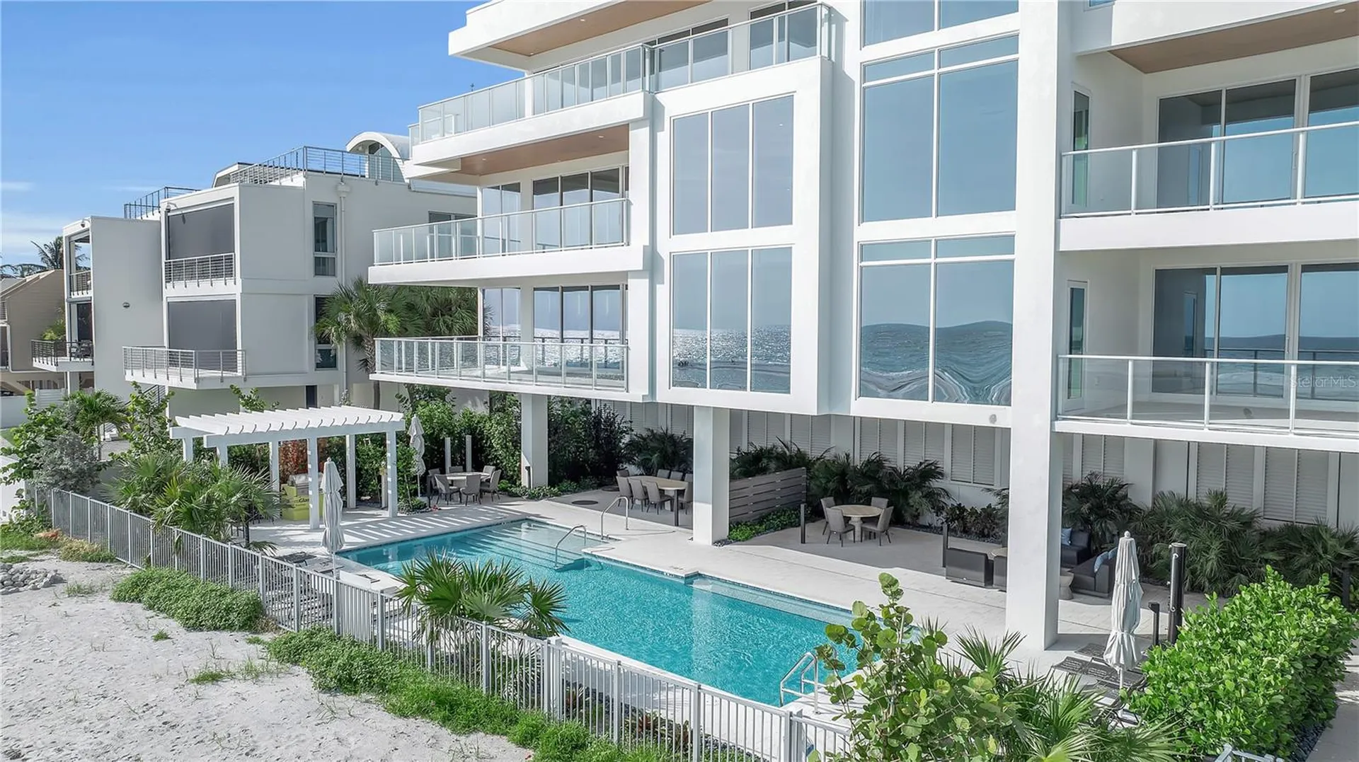 70 Avenida Veneccia Sarasota FL 34242