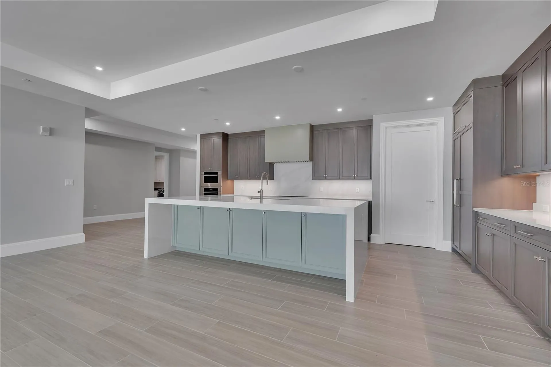 70 Avenida Veneccia Sarasota FL 34242