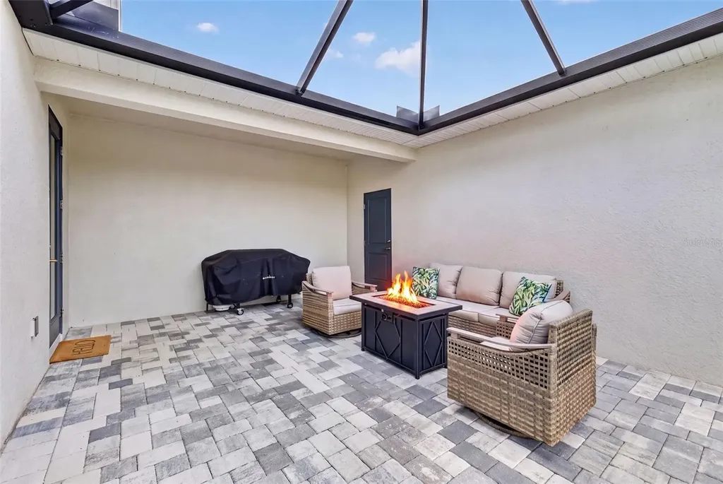 1813 Fender Lane Sarasota FL 34240