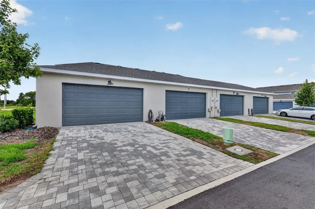 1813 Fender Lane Sarasota FL 34240