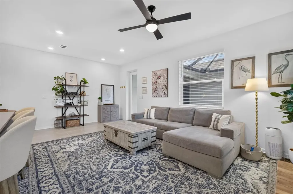 1813 Fender Lane Sarasota FL 34240