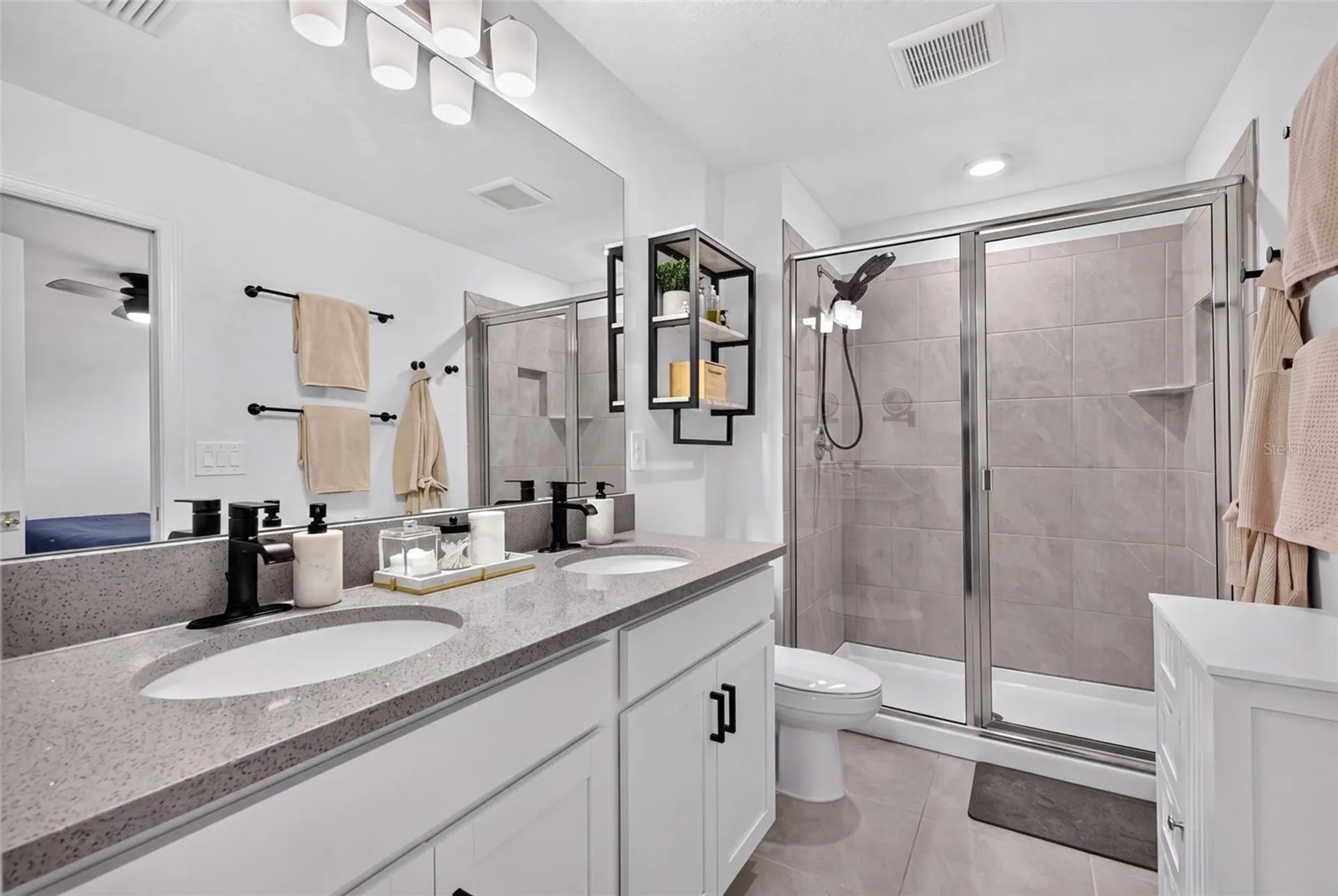 1813 Fender Lane Sarasota FL 34240