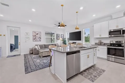 1813 Fender Lane Sarasota FL 34240