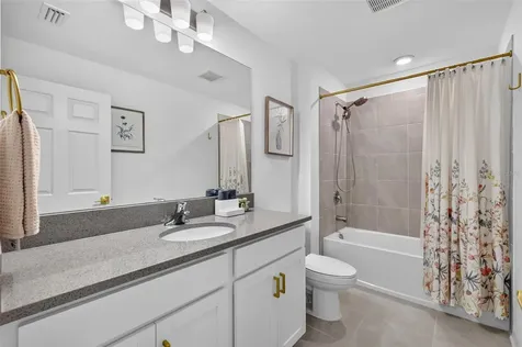 1813 Fender Lane Sarasota FL 34240