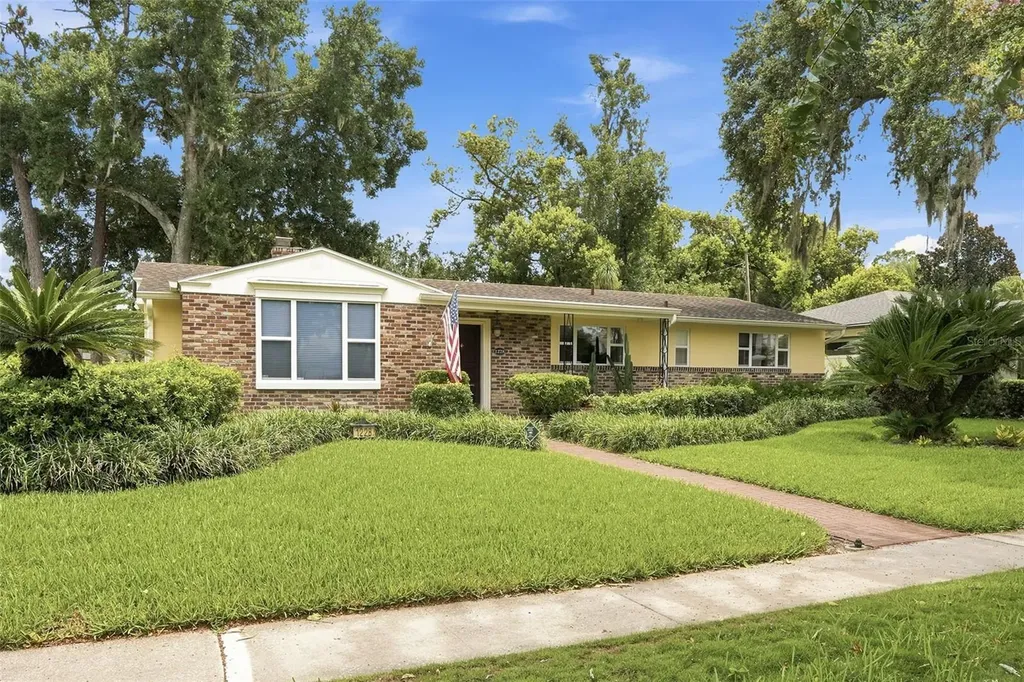 1228 Spring Lake Drive Orlando FL 32804