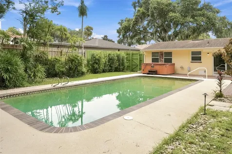 1228 Spring Lake Drive Orlando FL 32804