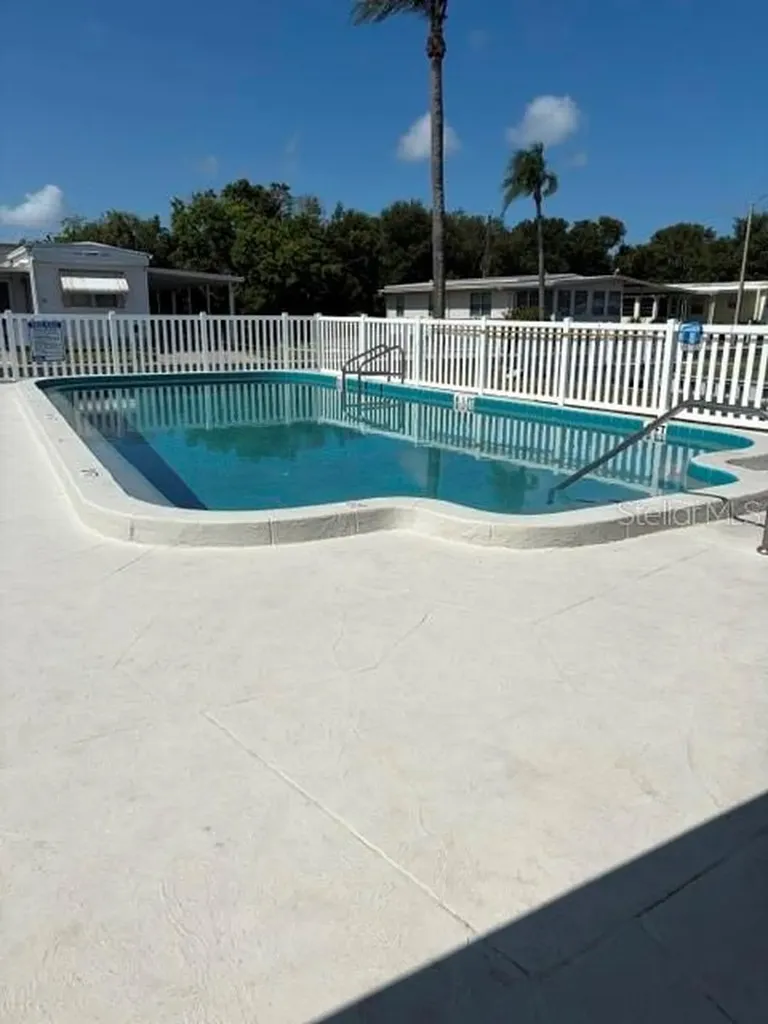 130 Patricia Avenue Dunedin FL 34698