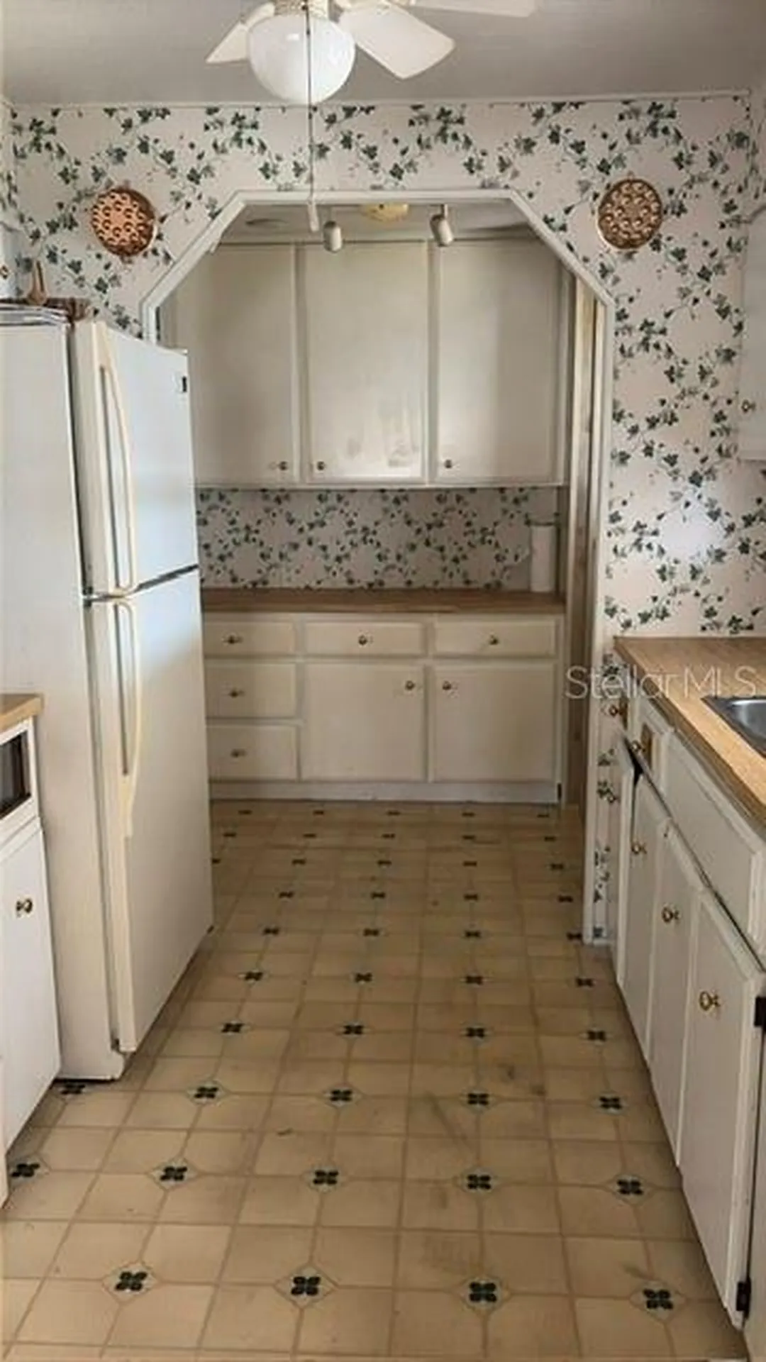 130 Patricia Avenue Dunedin FL 34698