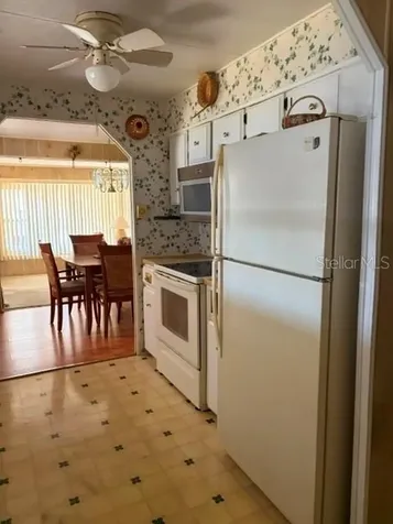 130 Patricia Avenue Dunedin FL 34698