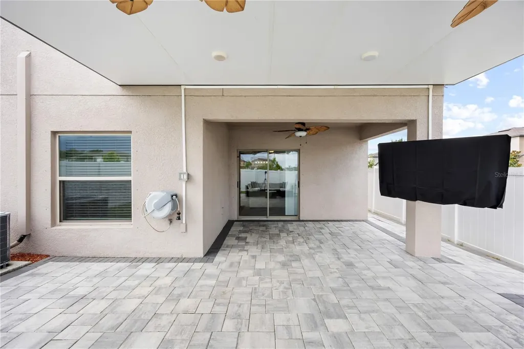 4702 Ron Eddie Place Tampa FL 33619