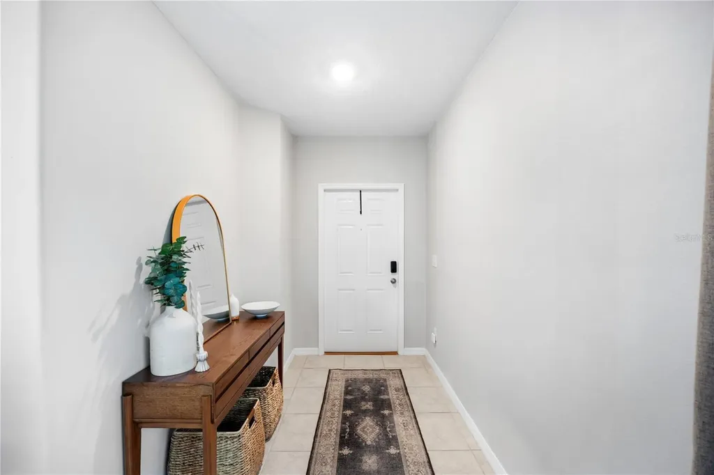 4702 Ron Eddie Place Tampa FL 33619