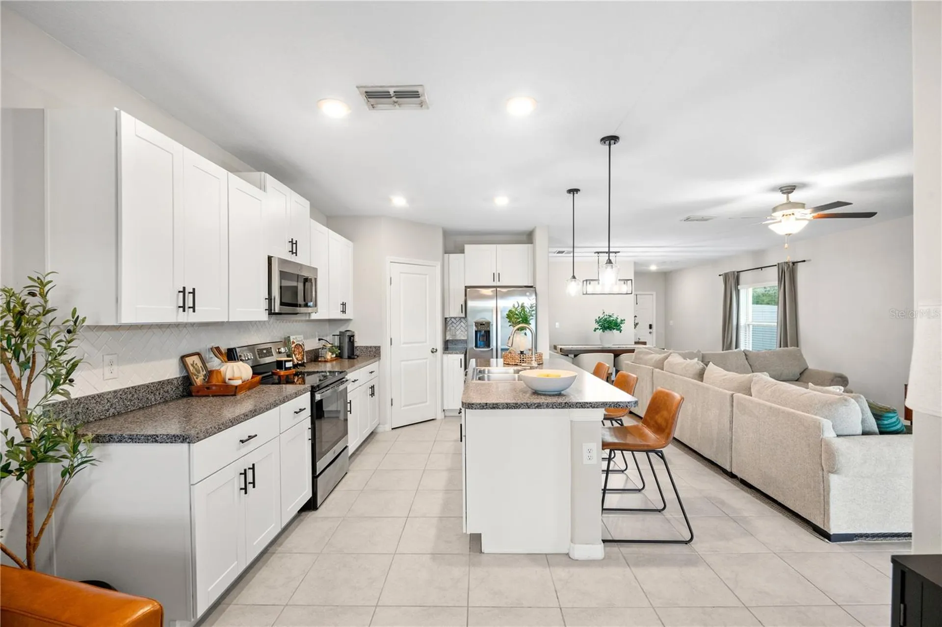 4702 Ron Eddie Place Tampa FL 33619