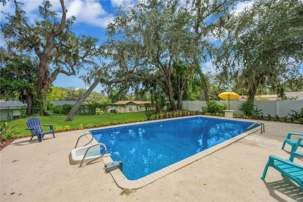 122 Windy Place Brandon FL 33511