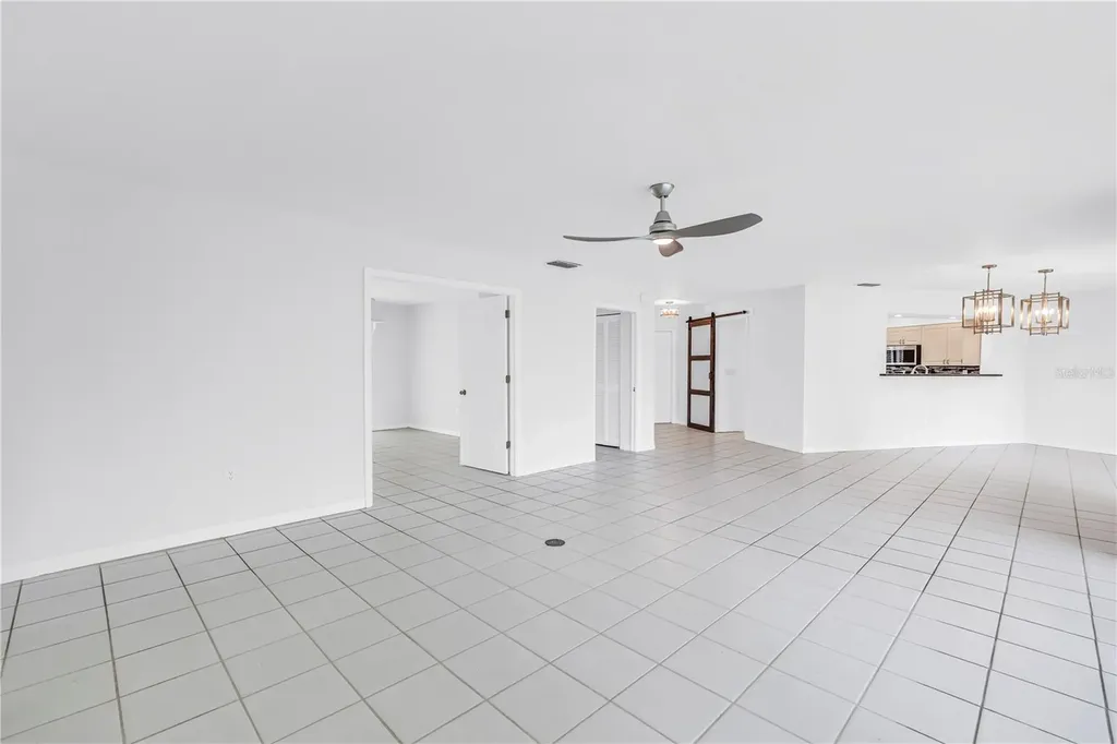 6101 34th Street W Bradenton FL 34210