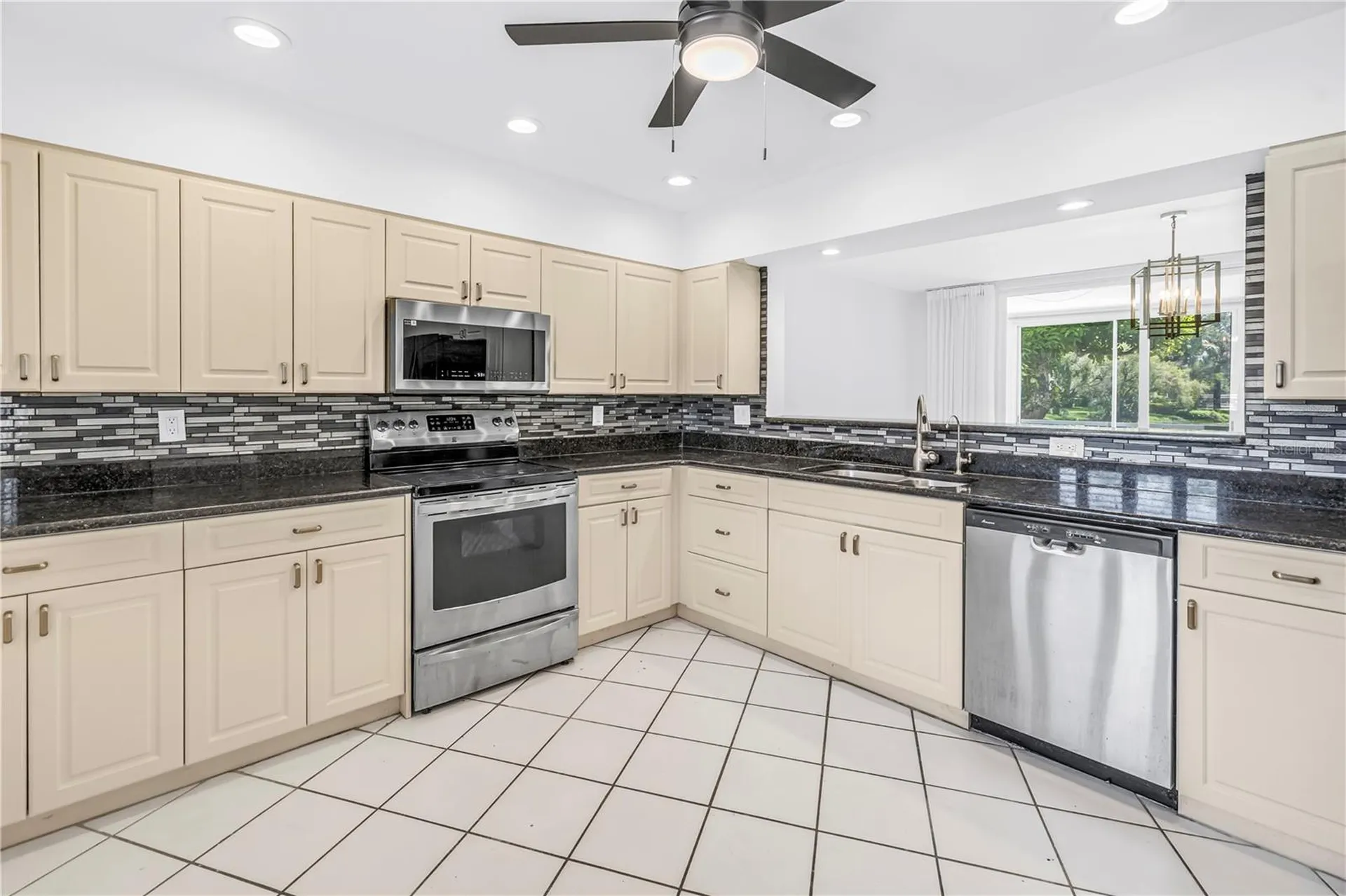 6101 34th Street W Bradenton FL 34210