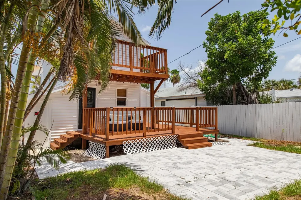 13148 3rd Street E St Petersburg FL 33708