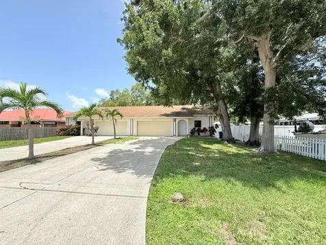 2803 Hope Street Sarasota FL 34231