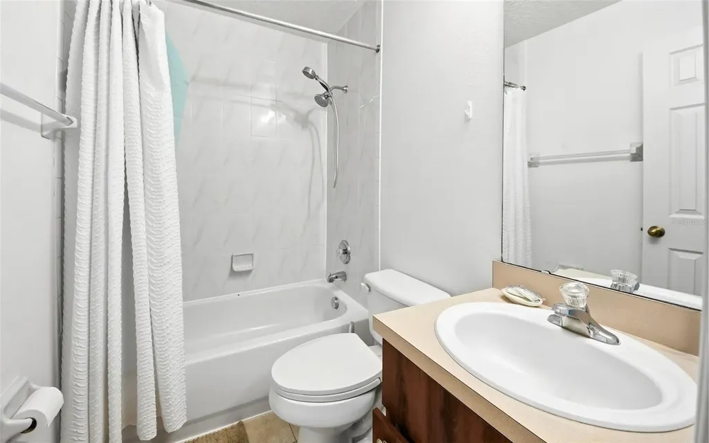 1280 S Beach Circle Kissimmee FL 34746