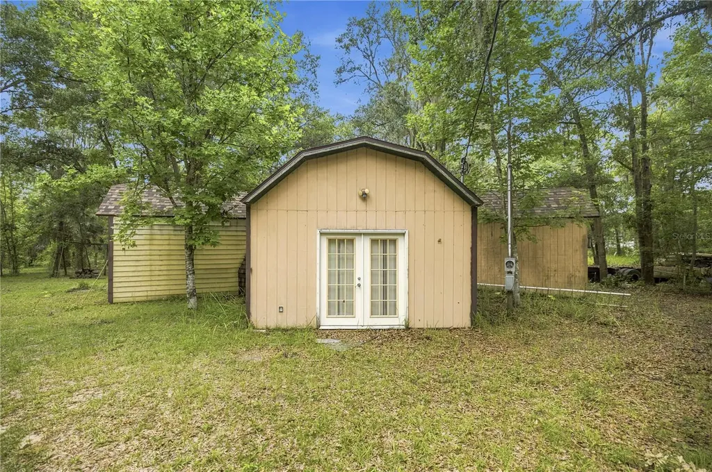 12897 NW Highway 225 Reddick FL 32686