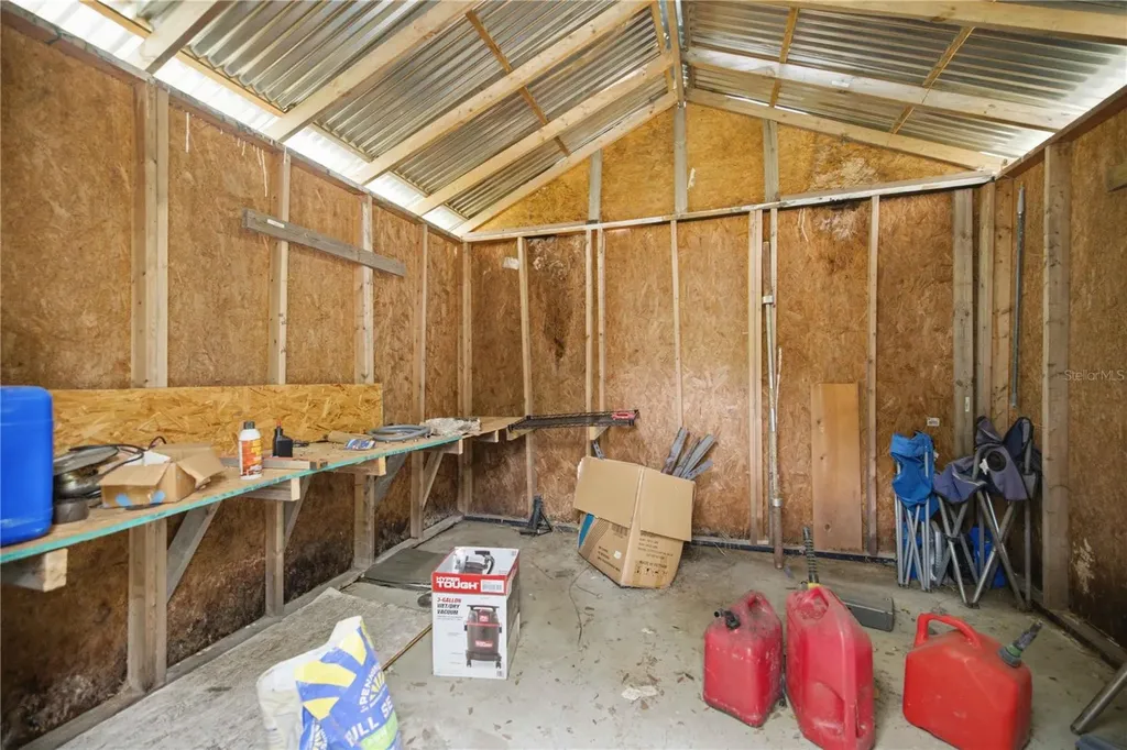 12897 NW Highway 225 Reddick FL 32686