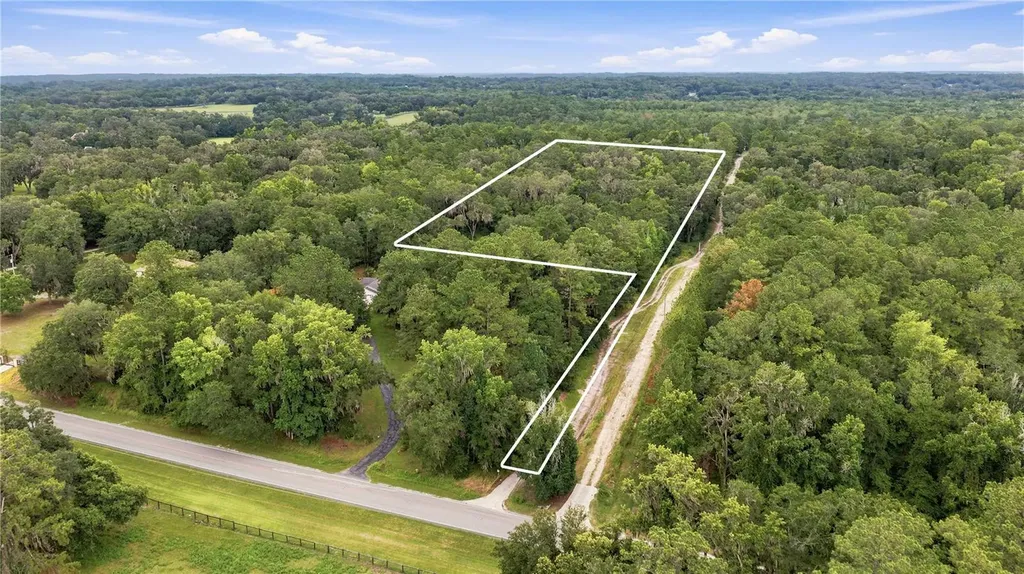 12897 NW Highway 225 Reddick FL 32686