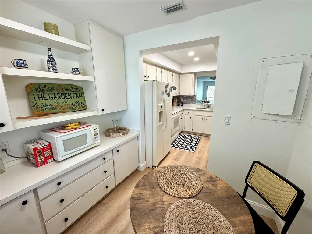 6999 W Country Club Drive N Sarasota FL 34243