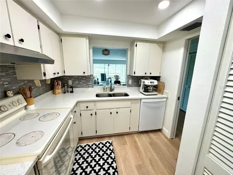6999 W Country Club Drive N Sarasota FL 34243