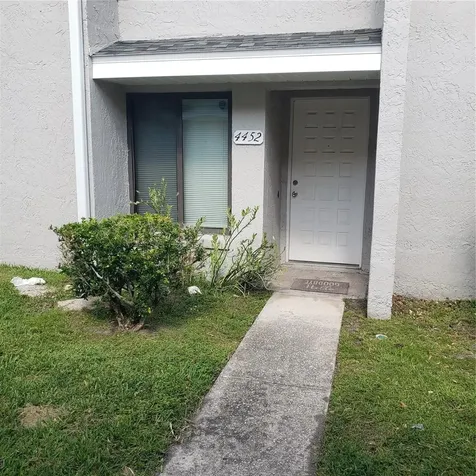 4452 Pinebark Avenue Orlando FL 32811