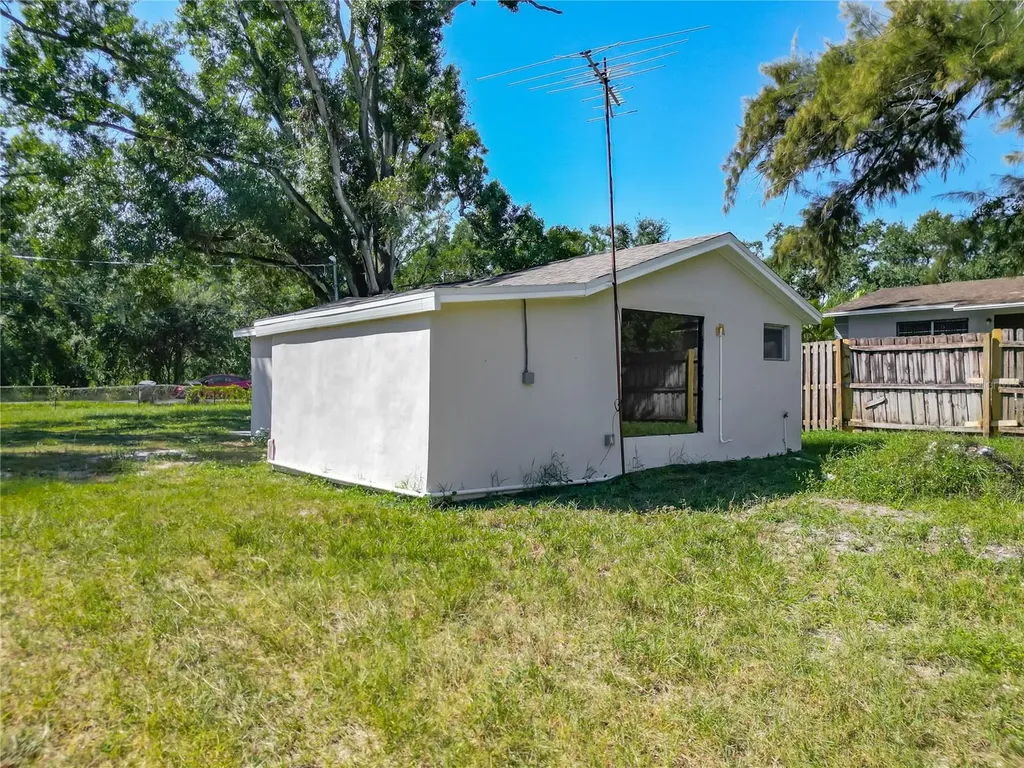 6920 Delano Avenue Tampa FL 33619