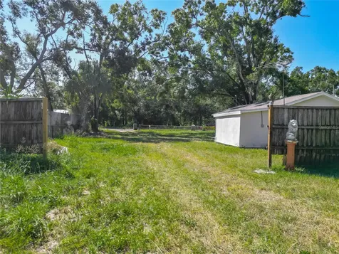6920 Delano Avenue Tampa FL 33619