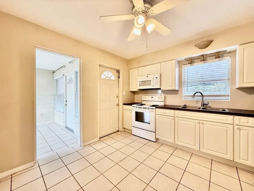 4201 Benson Avenue N St Petersburg FL 33713