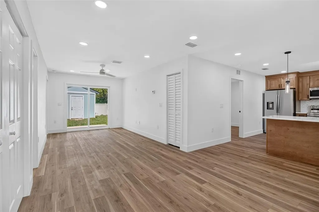 106 Melody Lane Largo FL 33771