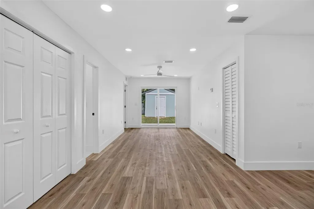 106 Melody Lane Largo FL 33771