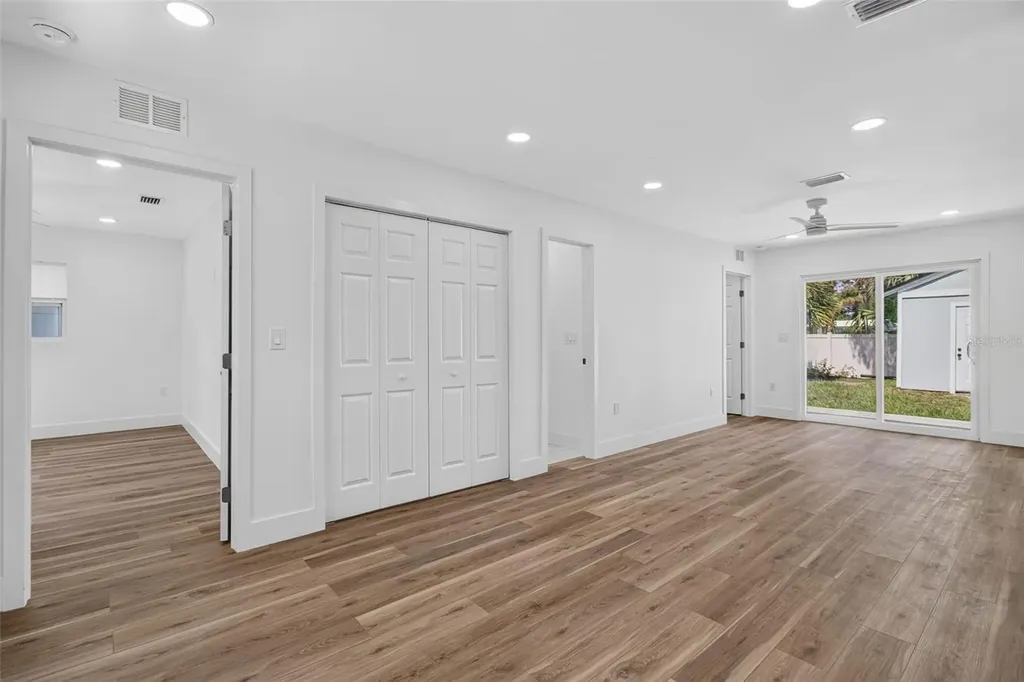 106 Melody Lane Largo FL 33771
