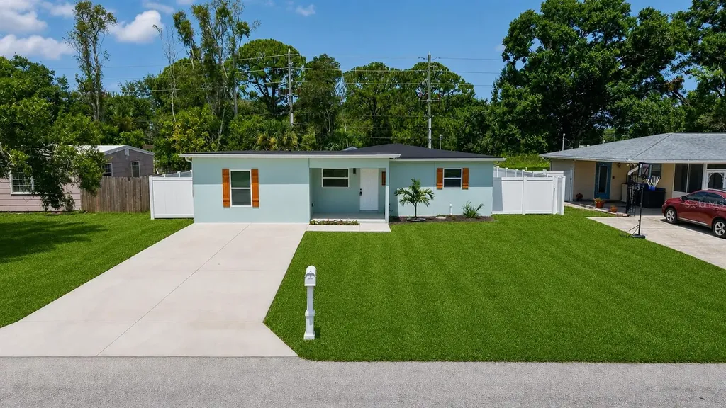 106 Melody Lane Largo FL 33771