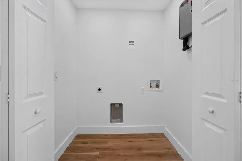 106 Melody Lane Largo FL 33771