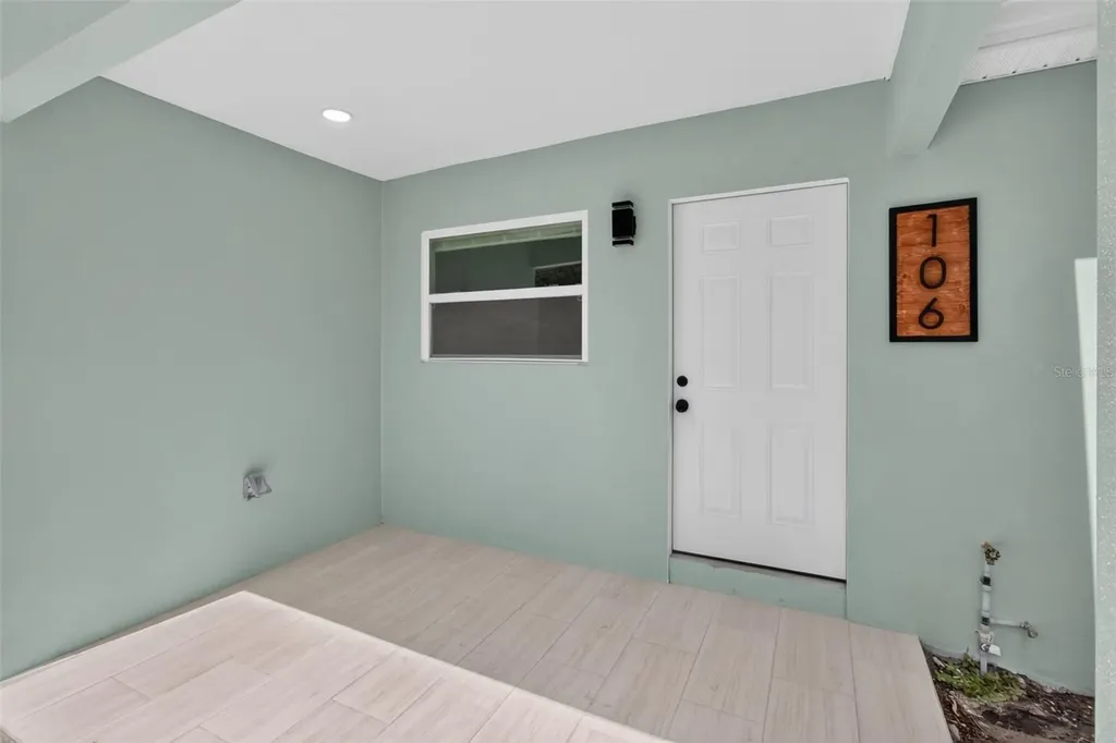 106 Melody Lane Largo FL 33771