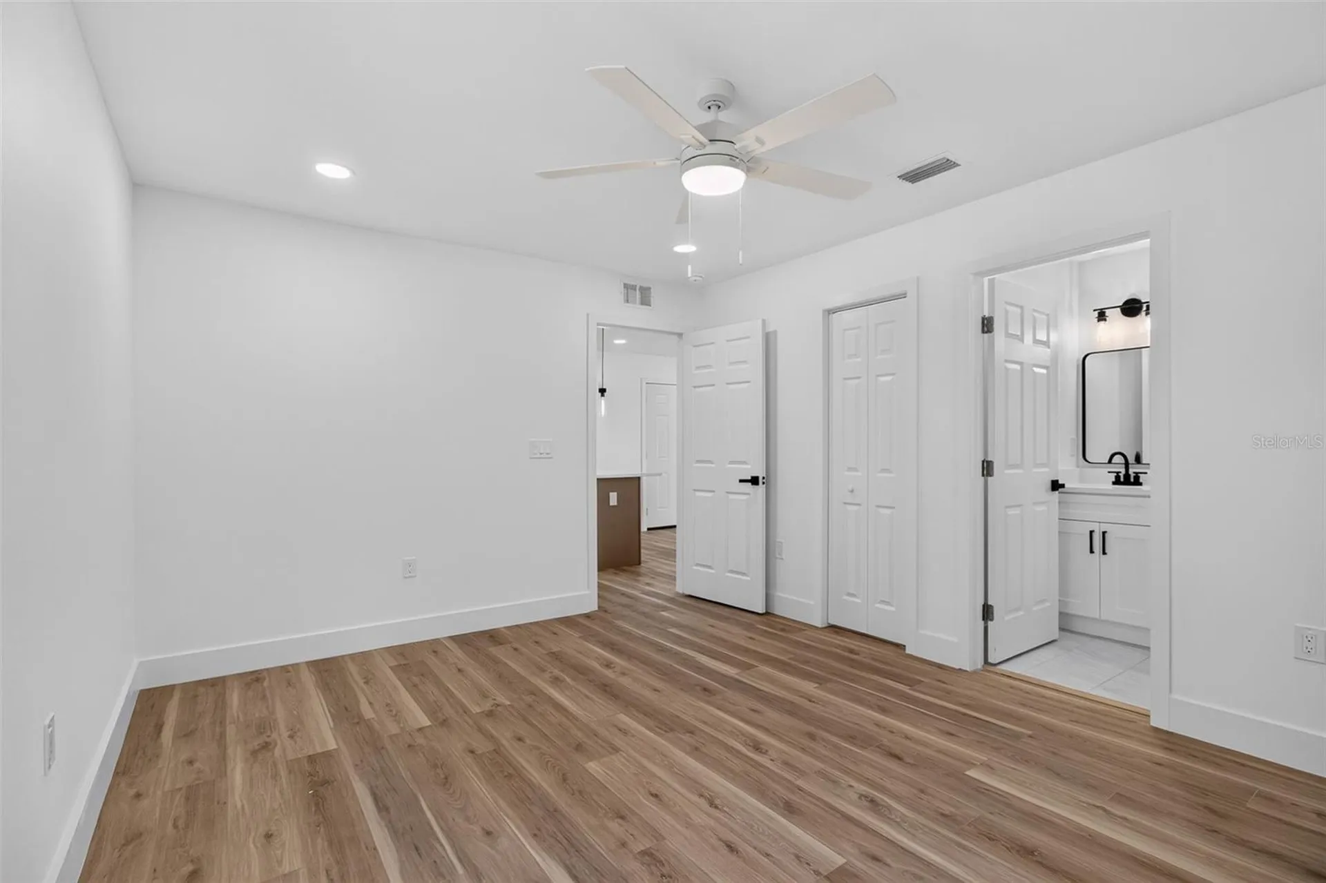 106 Melody Lane Largo FL 33771