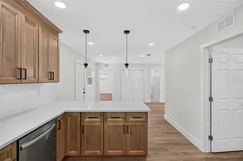 106 Melody Lane Largo FL 33771