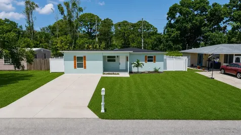 106 Melody Lane Largo FL 33771