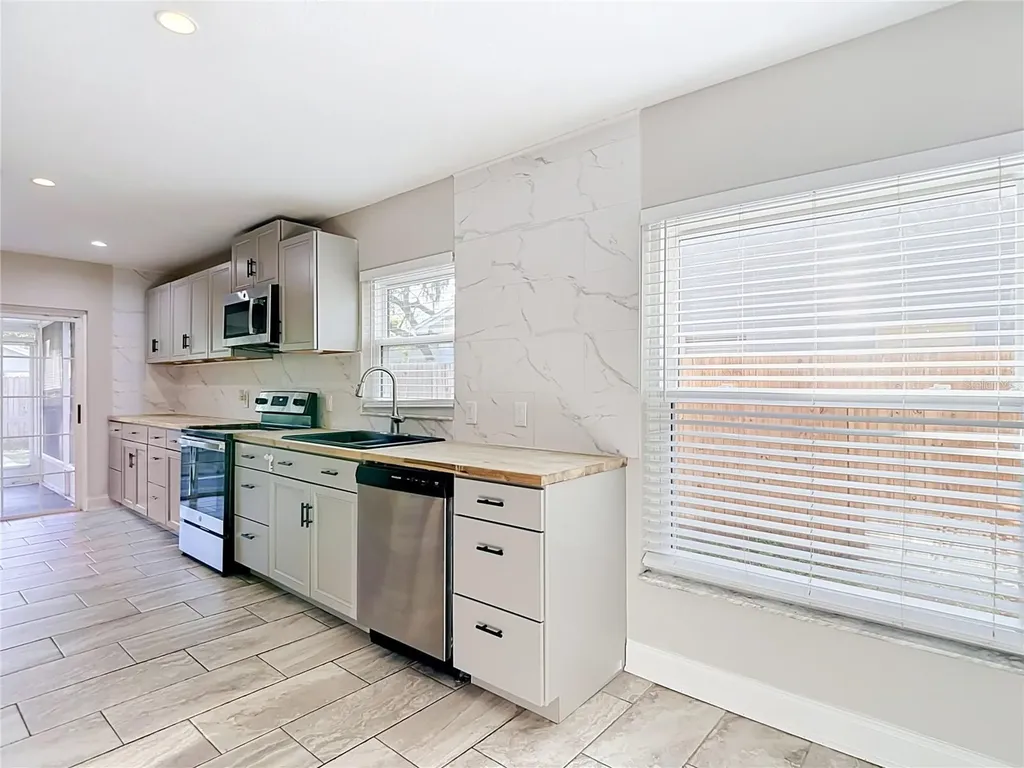 1032 Hardwood Drive Valrico FL 33596