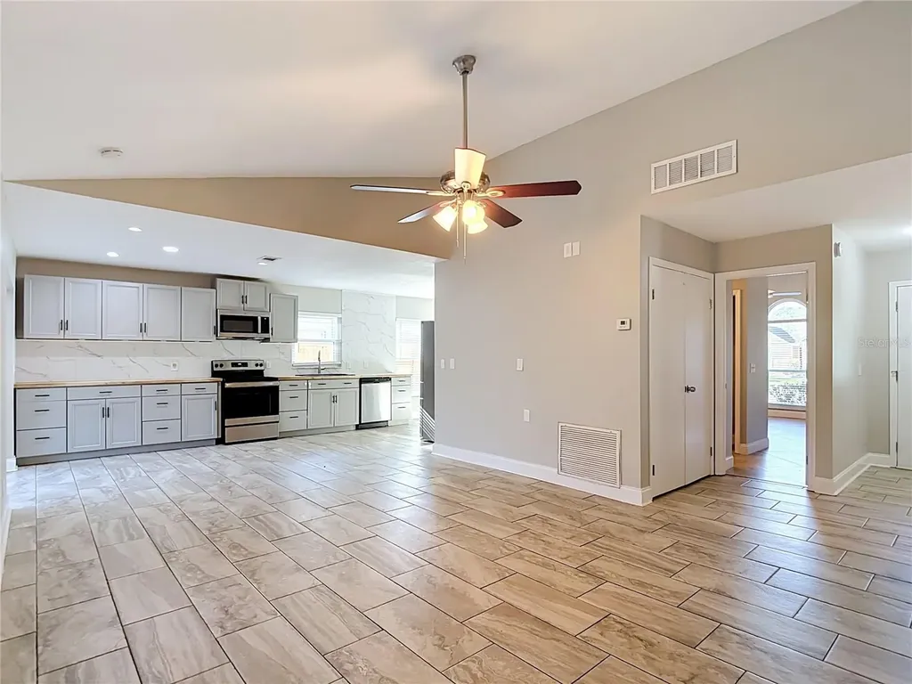 1032 Hardwood Drive Valrico FL 33596